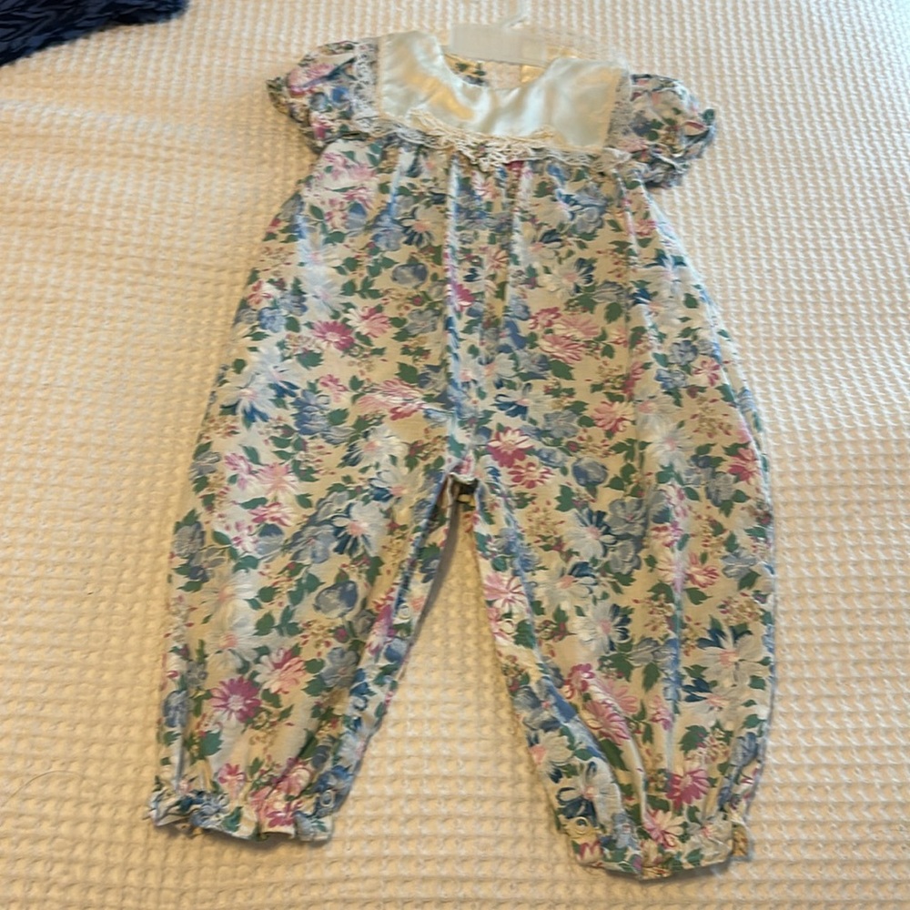 Vintage girls floral jumpsuit